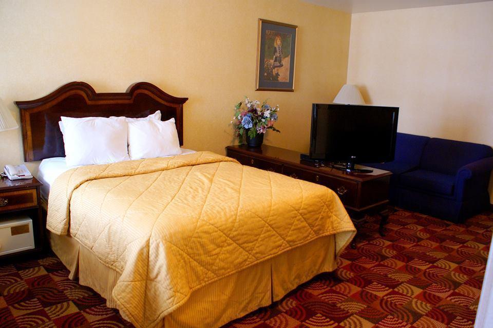 Comfort Near I-5 2* Red Bluff