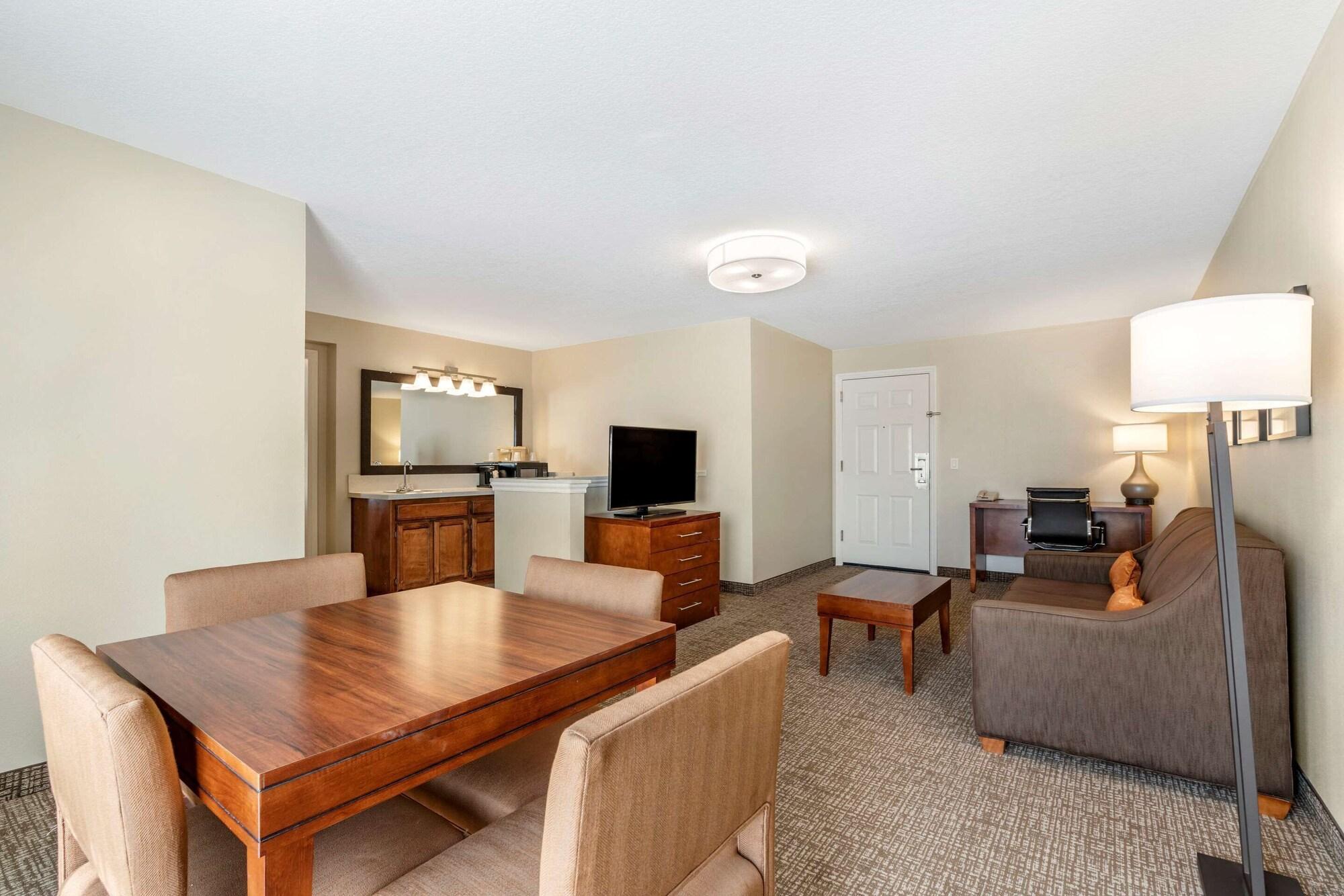 Comfort Near I-5 Hotel Red Bluff