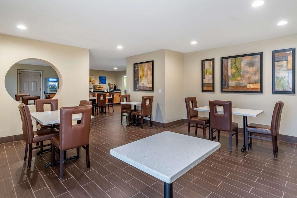 Comfort Near I-5 Hotel Red Bluff